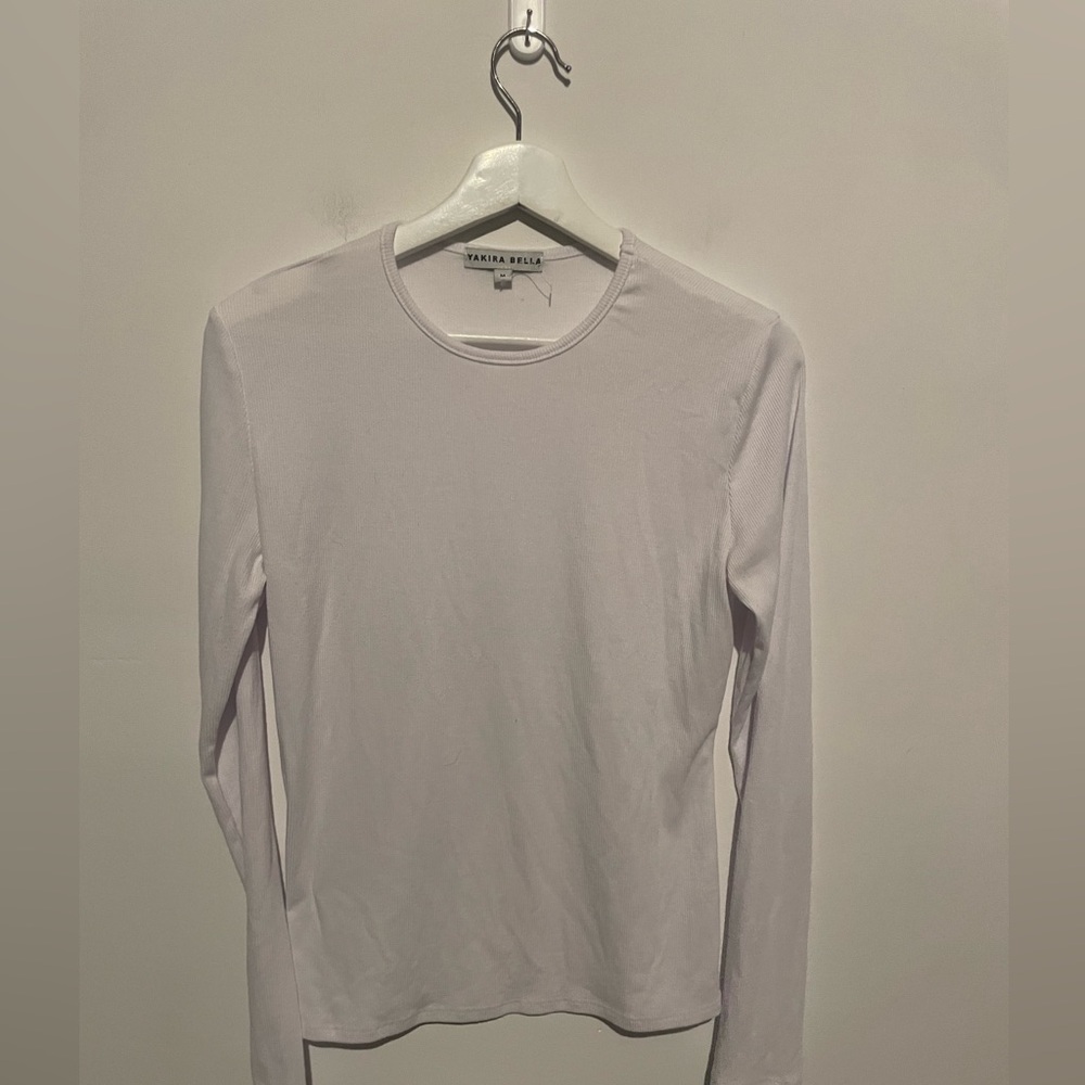 Yakira Bella light weight rubbed shirt inwhite  size‎ M
